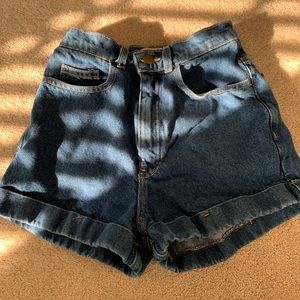 Denim high-waist cuff short